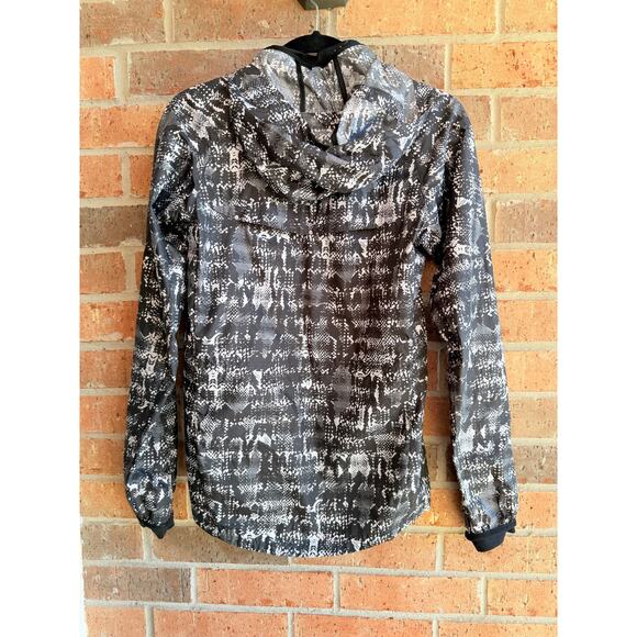 Nike Windbreaker Jacket Black and white Size Small - Picture 2 of 3